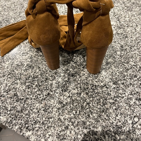 Élégant sandals - Picture 2 of 7